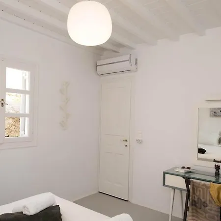 Mykonos Serendipity With 2 Bedrooms Walking Distance To The Beach! Πλατύς Γιαλός