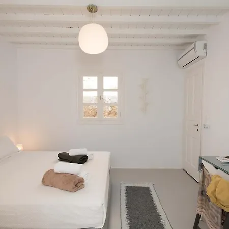 Mykonos Serendipity With 2 Bedrooms Walking Distance To The Beach! Πλατύς Γιαλός