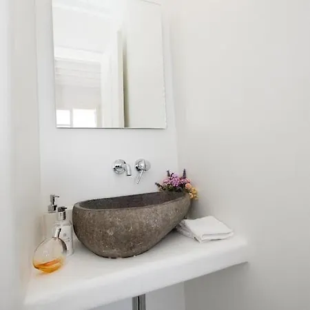 Mykonos Serendipity With 2 Bedrooms Walking Distance To The Beach! * Πλατύς Γιαλός