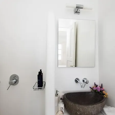 Mykonos Serendipity With 2 Bedrooms Walking Distance To The Beach! Διαμέρισμα Πλατύς Γιαλός